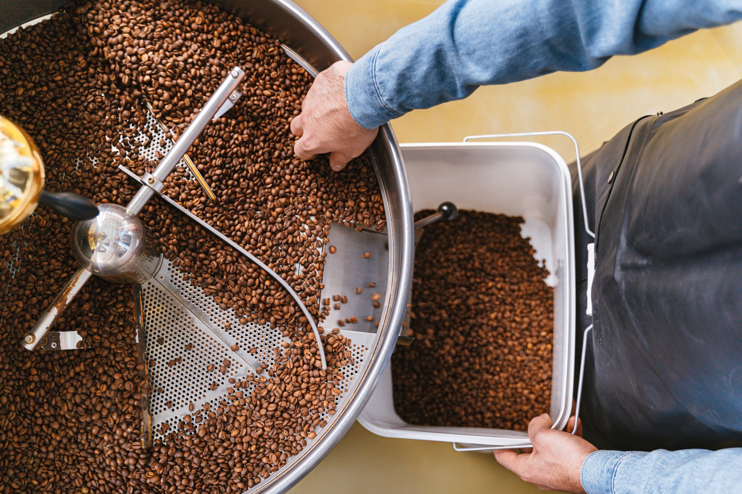 Proceso de tostado de granos Café Morales